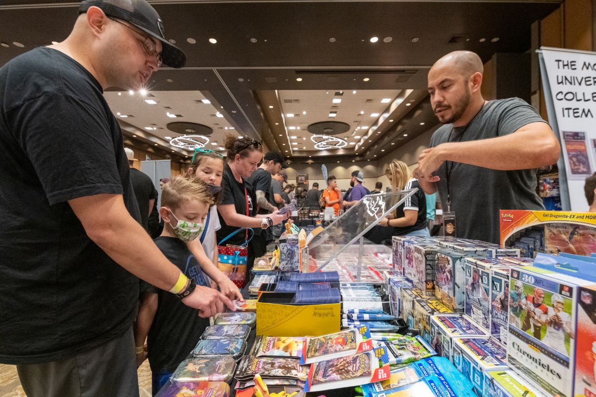 CollectACon The Nation's Largest Trading Card Convention